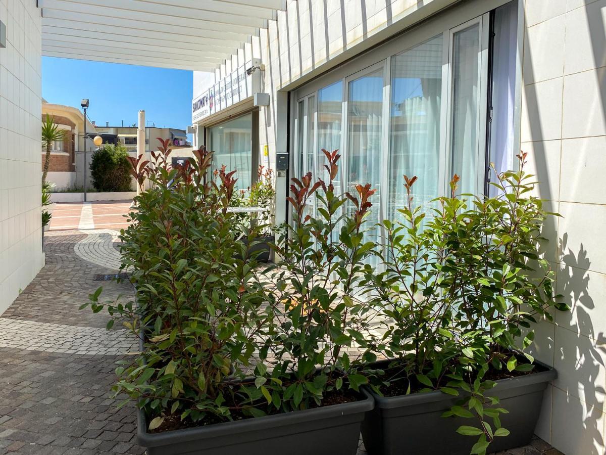 Appartamento a 30 mt dal mare Cecina (Livorno) Exterior foto